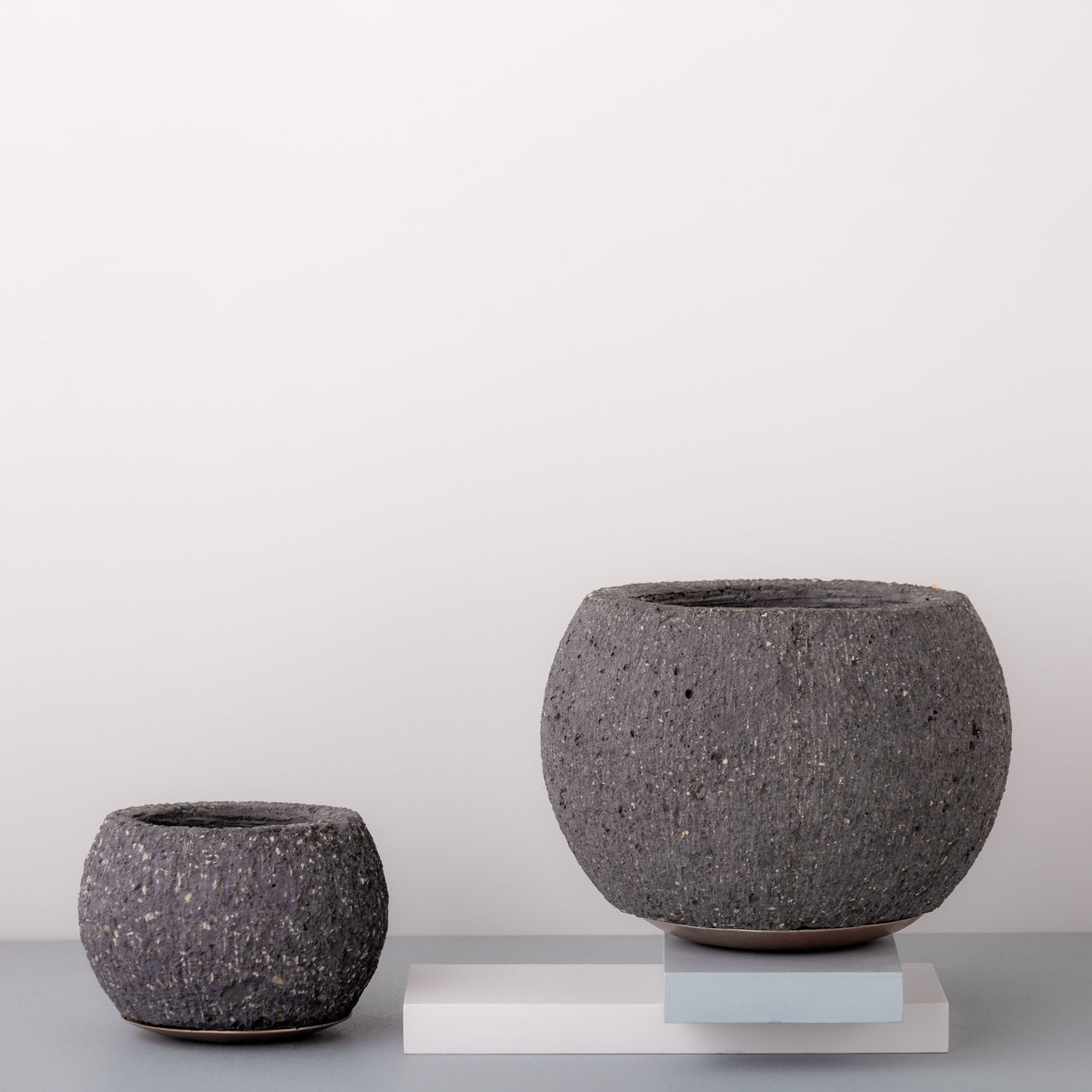 Maceta Volcánica Gris